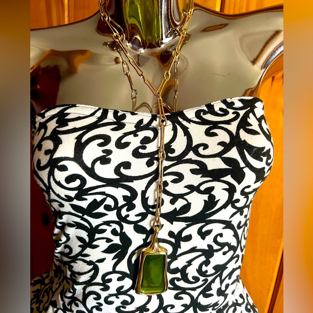 Brand New Drop Chain Green Necklace